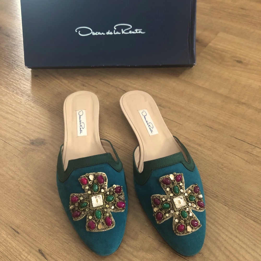 Oscar de la Renta Velvet Jeweled Slides Size9